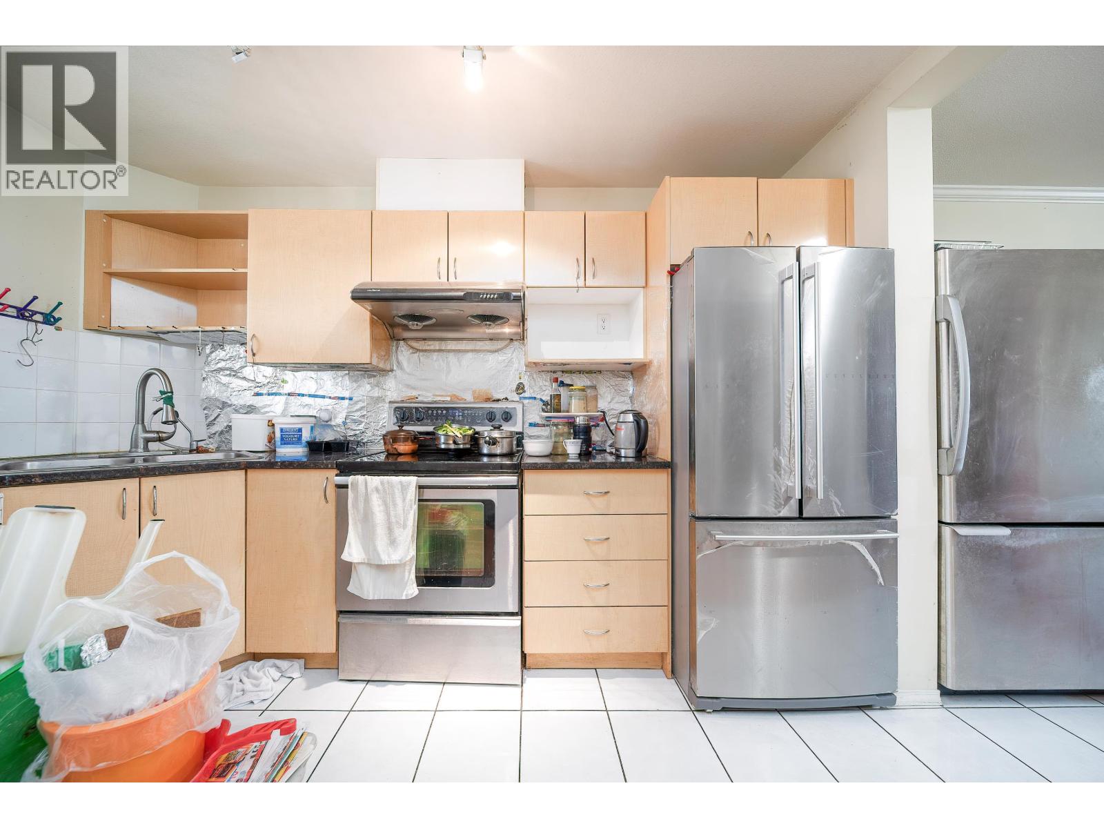 Listing Picture 13 of 20 : 416 2238 KINGSWAY, Vancouver / 溫哥華 - 魯藝地產 Yvonne Lu Group - MLS Medallion Club Member