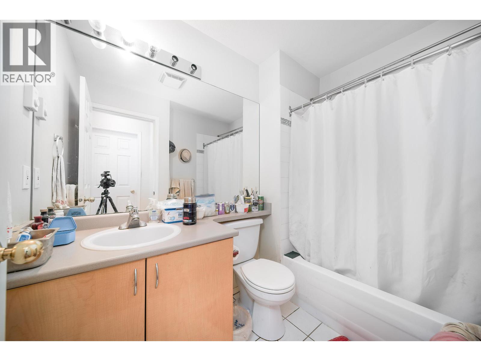 Listing Picture 16 of 20 : 416 2238 KINGSWAY, Vancouver / 溫哥華 - 魯藝地產 Yvonne Lu Group - MLS Medallion Club Member