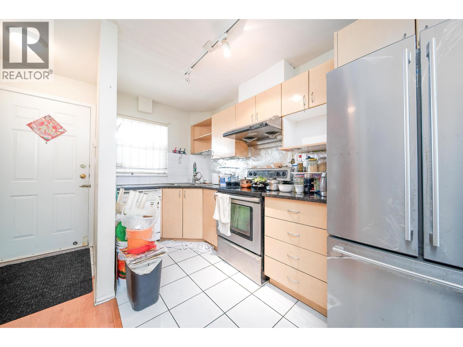 Listing Picture 14 of 20 : 416 2238 KINGSWAY, Vancouver / 溫哥華 - 魯藝地產 Yvonne Lu Group - MLS Medallion Club Member