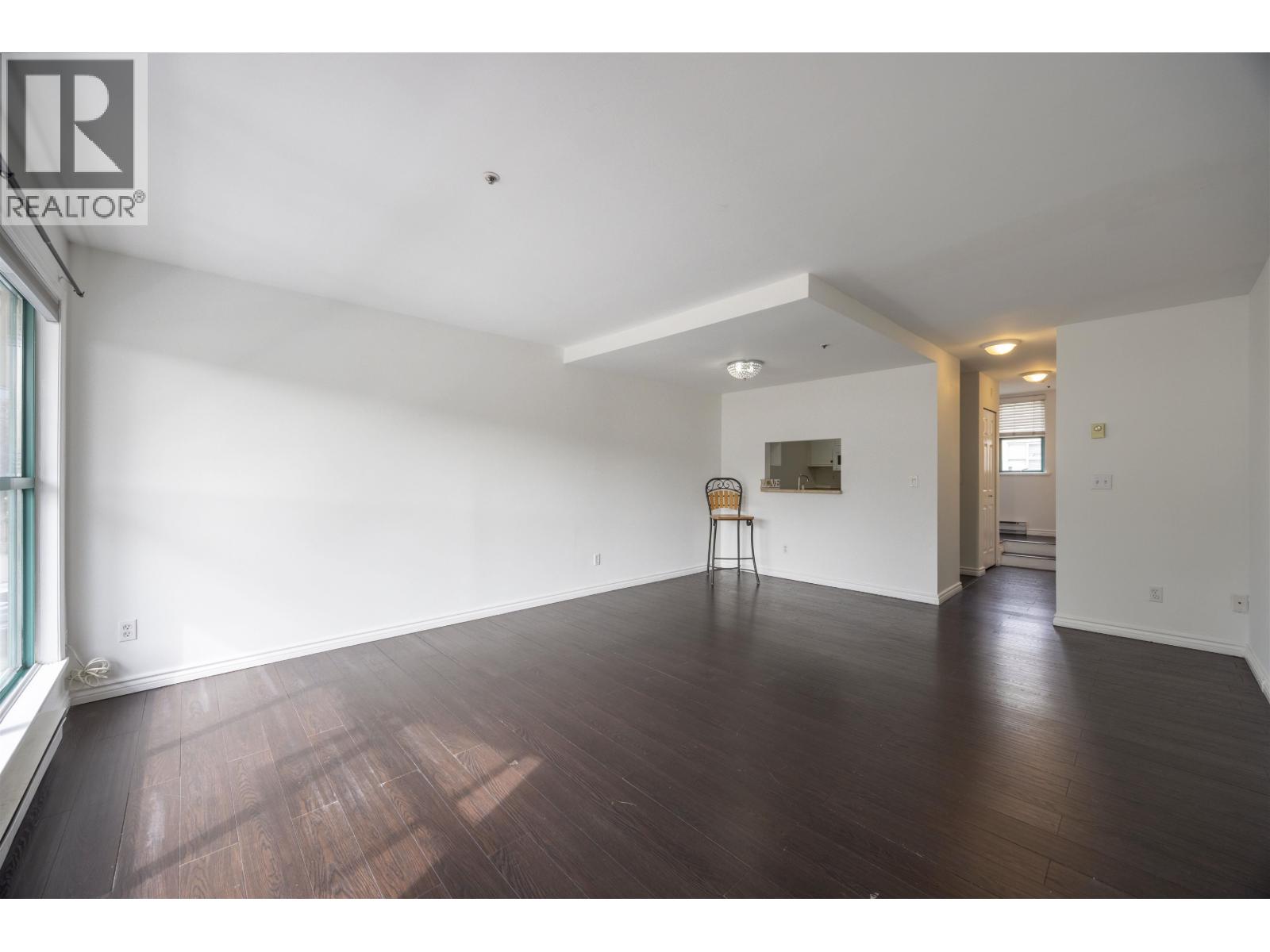 10 3200 Westwood Street, Port Coquitlam, British Columbia  V3C 3L8 - Photo 3 - R3108872