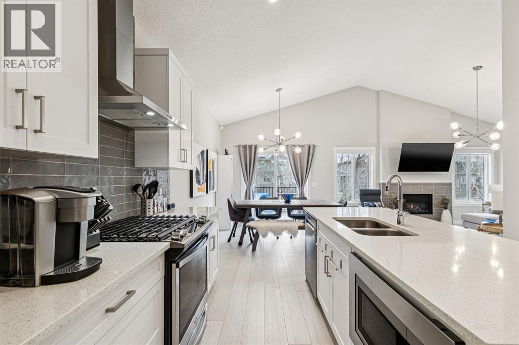 103 Walgrove Green SE, Calgary, Alberta  T2X 0M7 - Photo 5 - A2299818