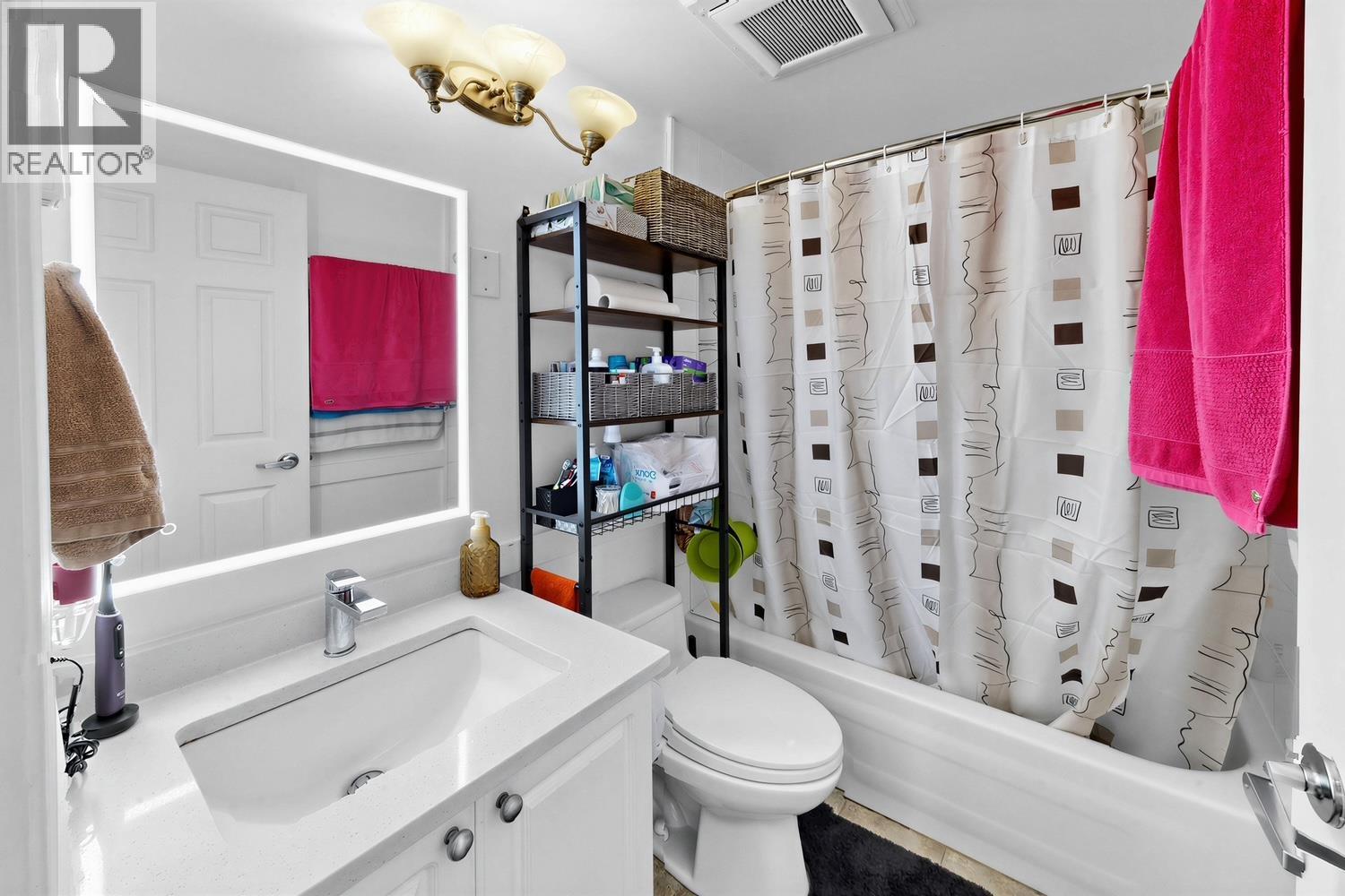 Ph05 223 Mountain Highway, North Vancouver, British Columbia  V7J 3V3 - Photo 17 - R3108596