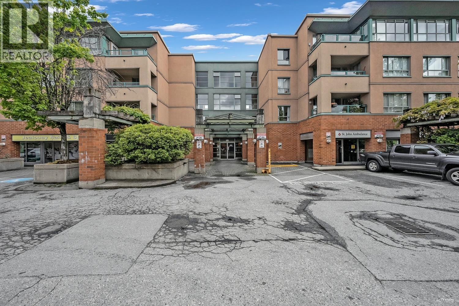 Ph05 223 Mountain Highway, North Vancouver, British Columbia  V7J 3V3 - Photo 4 - R3108596