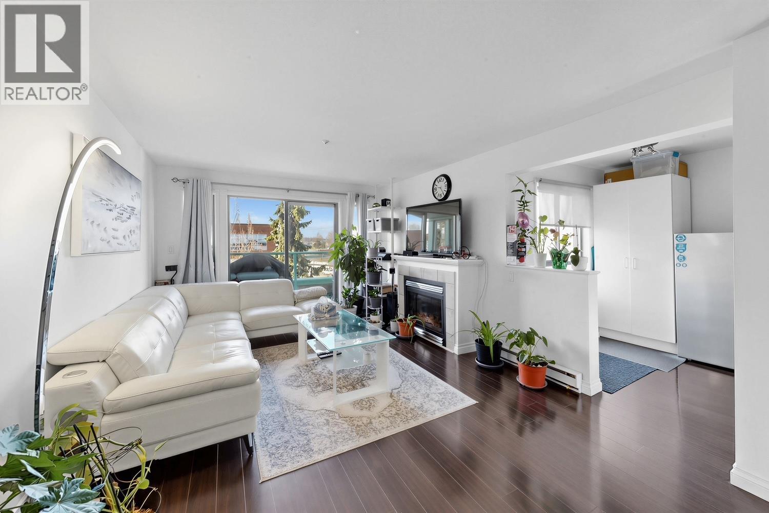 Ph05 223 Mountain Highway, North Vancouver, British Columbia  V7J 3V3 - Photo 14 - R3108596