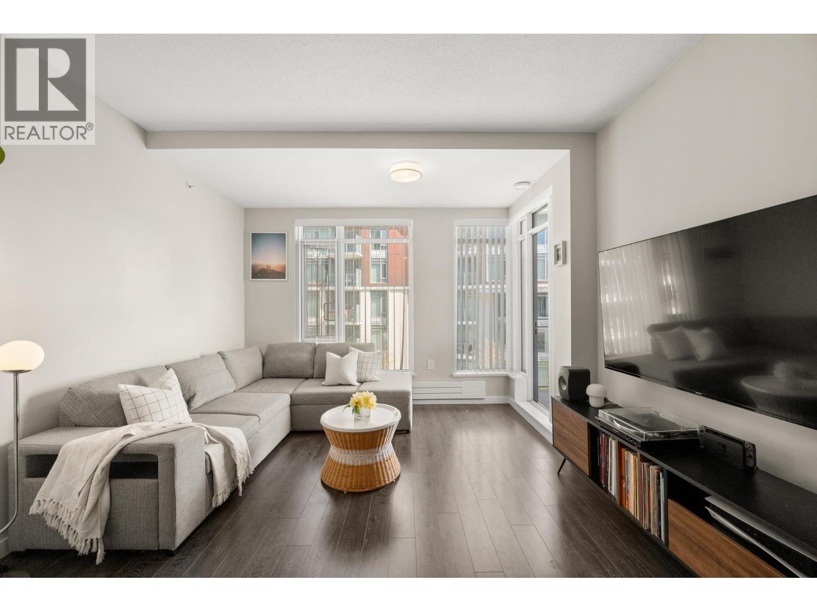 303 3188 Riverwalk Avenue, Vancouver, British Columbia  V5S 0E7 - Photo 8 - R3107150