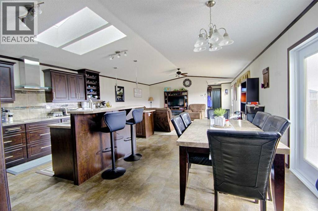 436 Melba Ave, Enchant, Alberta  T0K 0V0 - Photo 11 - A2299887