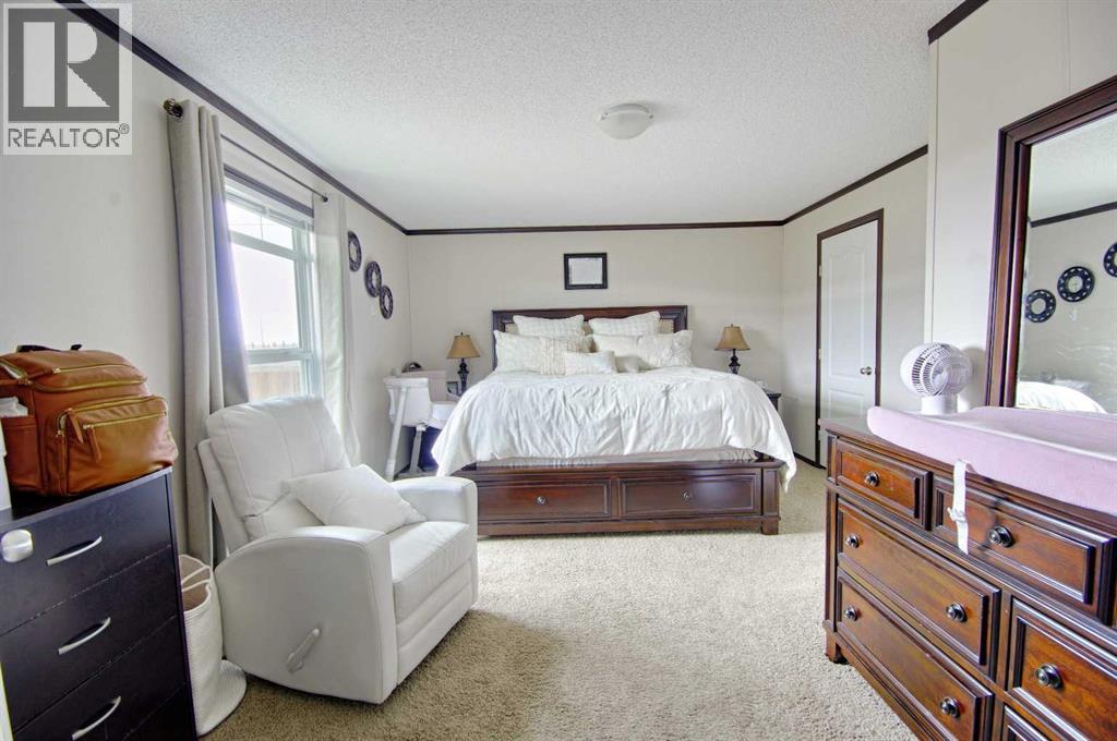 436 Melba Ave, Enchant, Alberta  T0K 0V0 - Photo 12 - A2299887