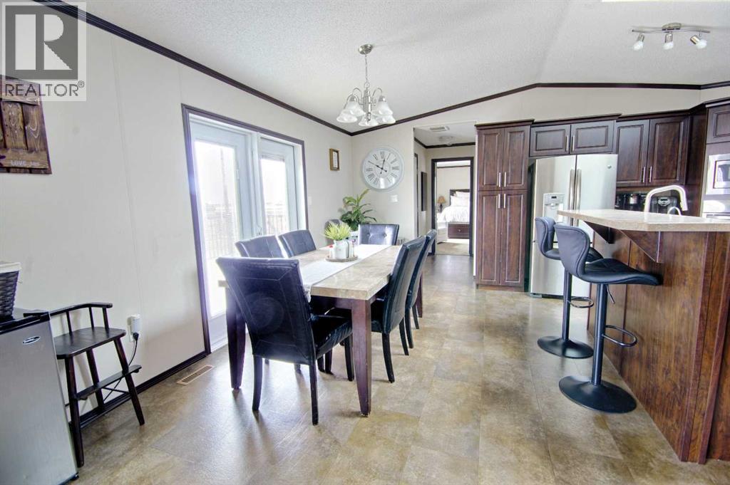 436 Melba Ave, Enchant, Alberta  T0K 0V0 - Photo 7 - A2299887