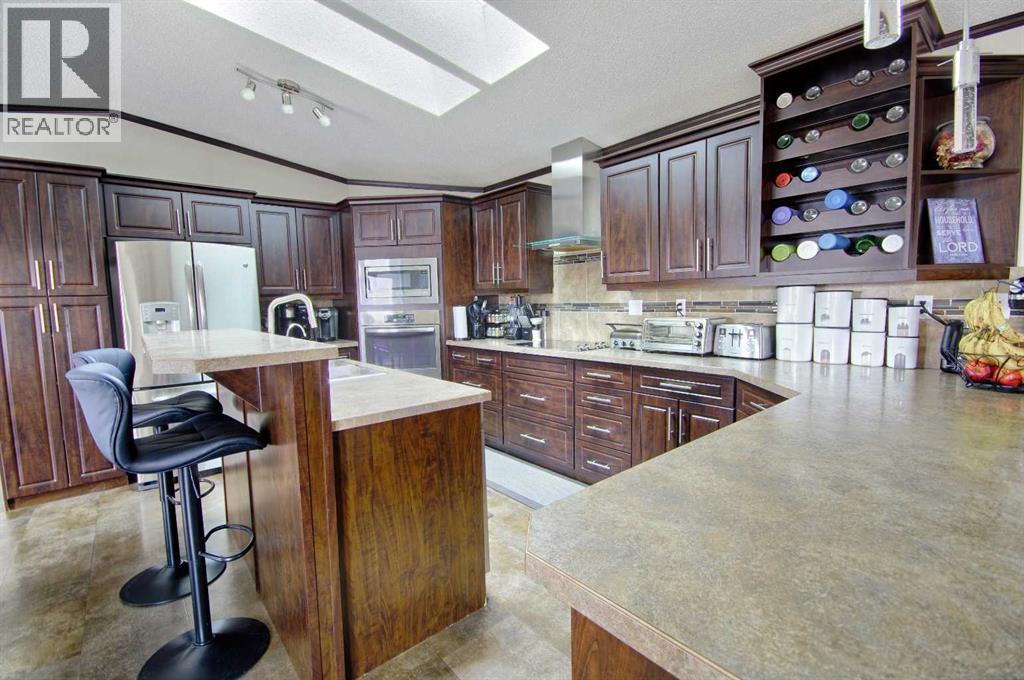 436 Melba Ave, Enchant, Alberta  T0K 0V0 - Photo 8 - A2299887