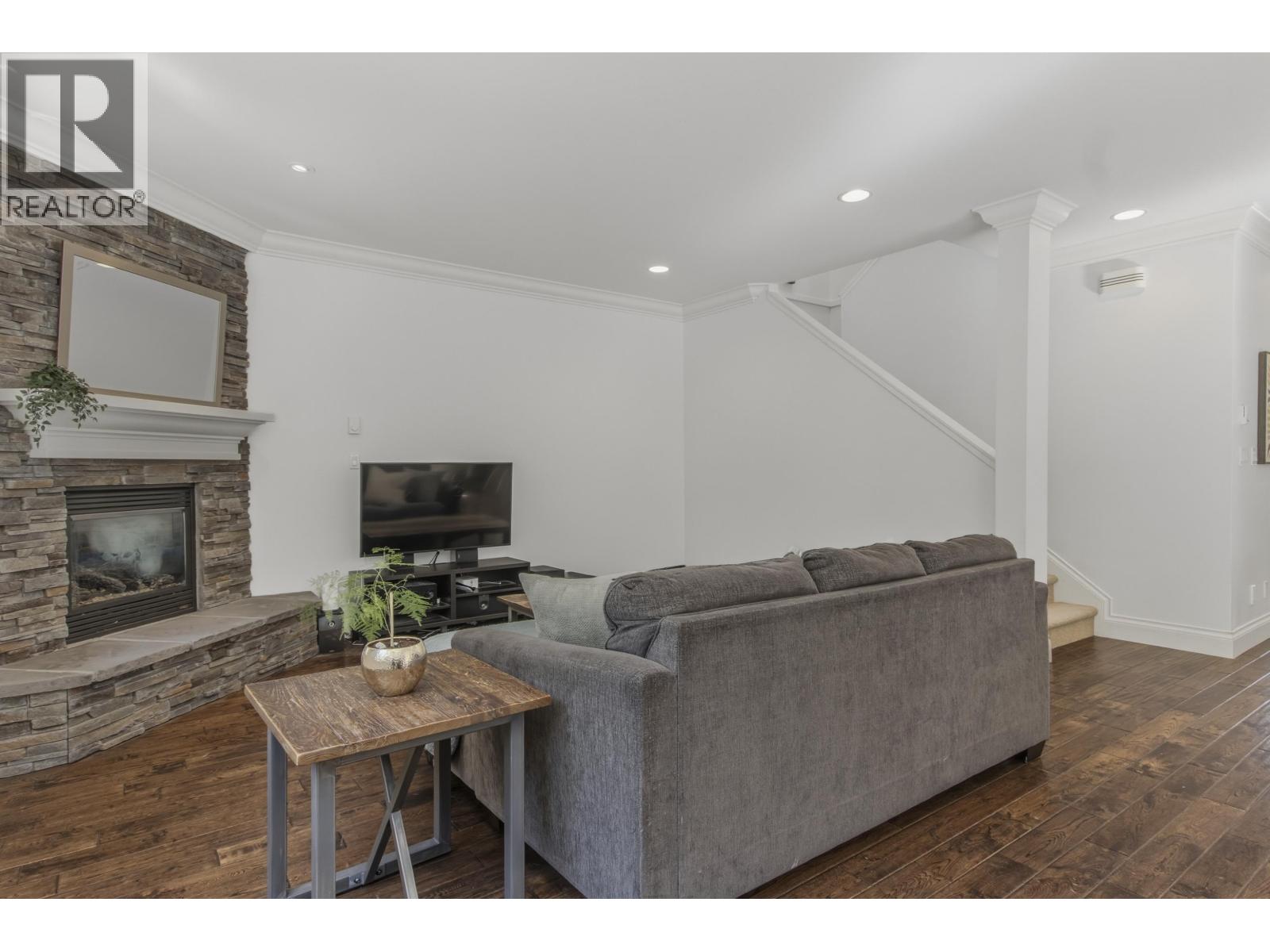 38645 Westway Avenue, Squamish, British Columbia  V8B 0W1 - Photo 20 - R3108357