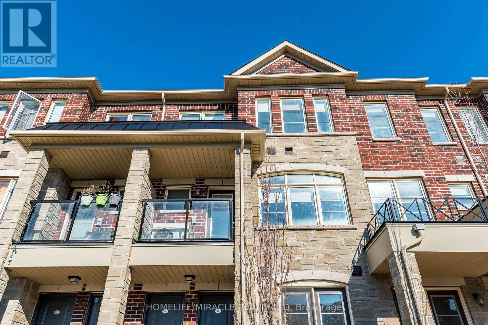 98 - 200 Veterans Drive, Brampton, Ontario L7A 4S6 - Photo 3 - W12830900