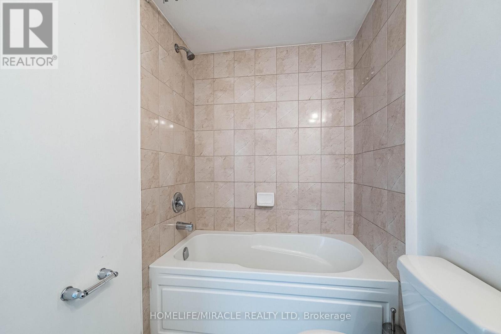 98 - 200 Veterans Drive, Brampton, Ontario L7A 4S6 - Photo 33 - W12830900