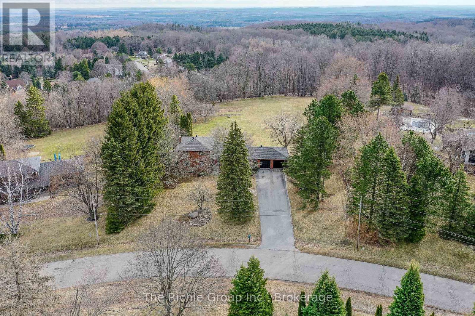 9 Mill View Court, Caledon, Ontario  L7K 2N4 - Photo 37 - W12972500