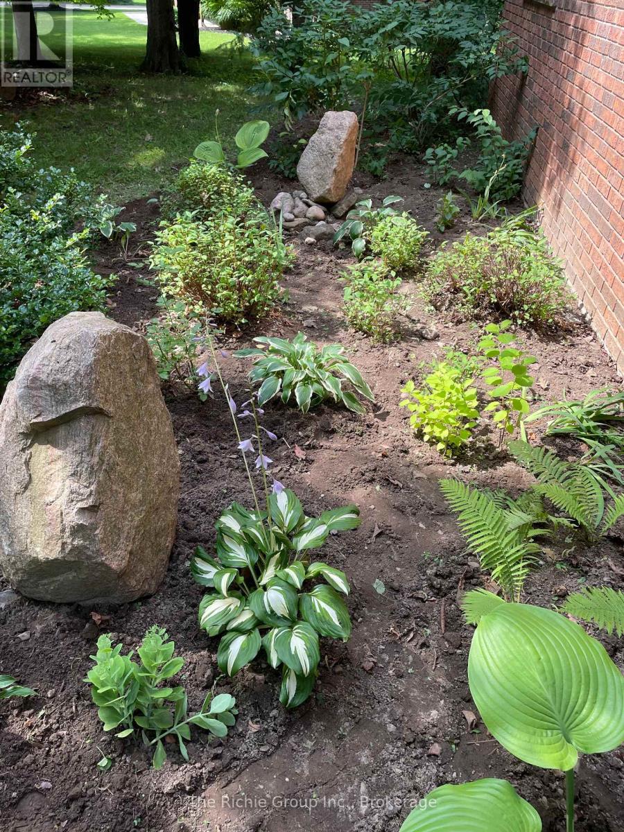 9 Mill View Court, Caledon, Ontario  L7K 2N4 - Photo 30 - W12972500