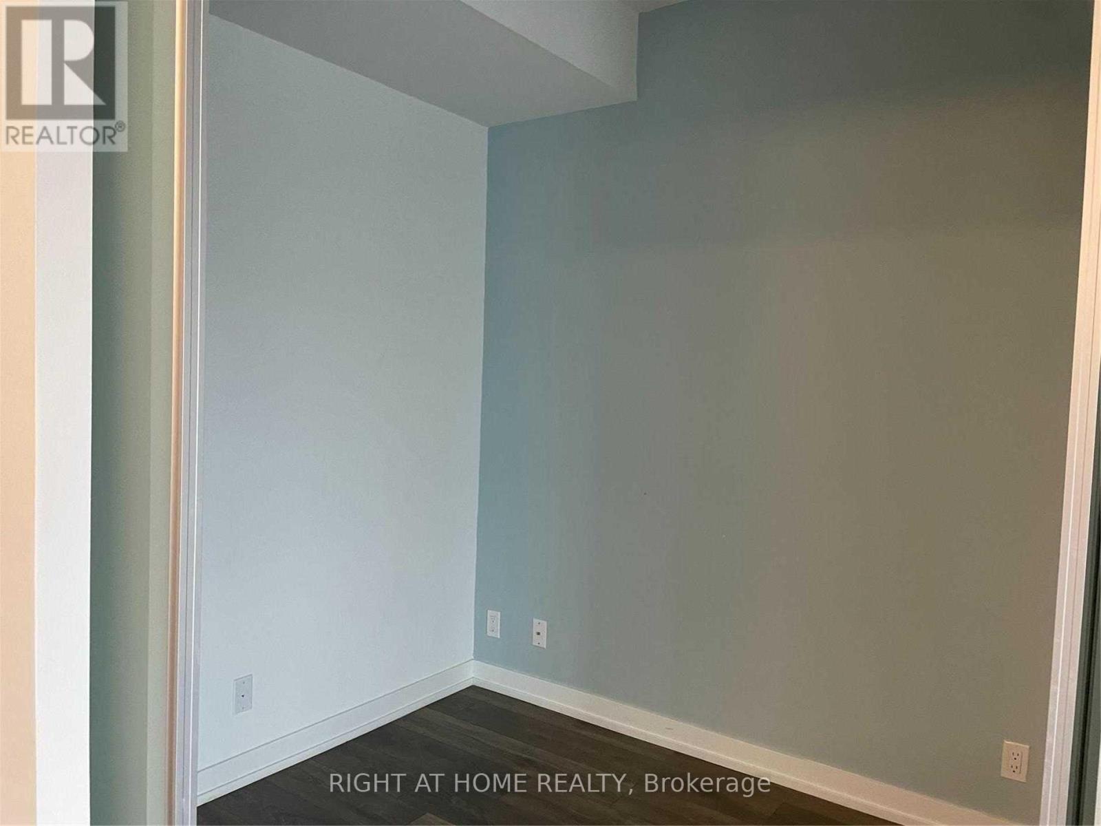 1001 - 898 Portage Parkway, Vaughan, Ontario L4K 0J6 - Photo 12 - N12974466