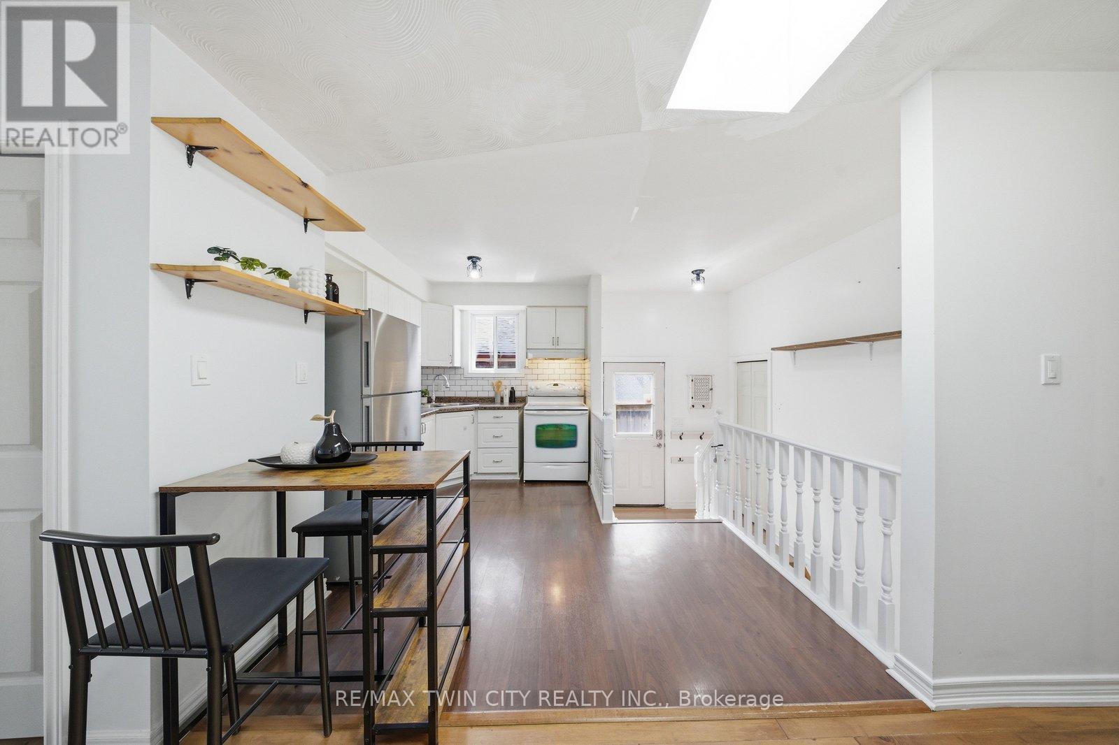 10 Clara Crescent, Brantford, Ontario  N3S 7C7 - Photo 10 - X12974470