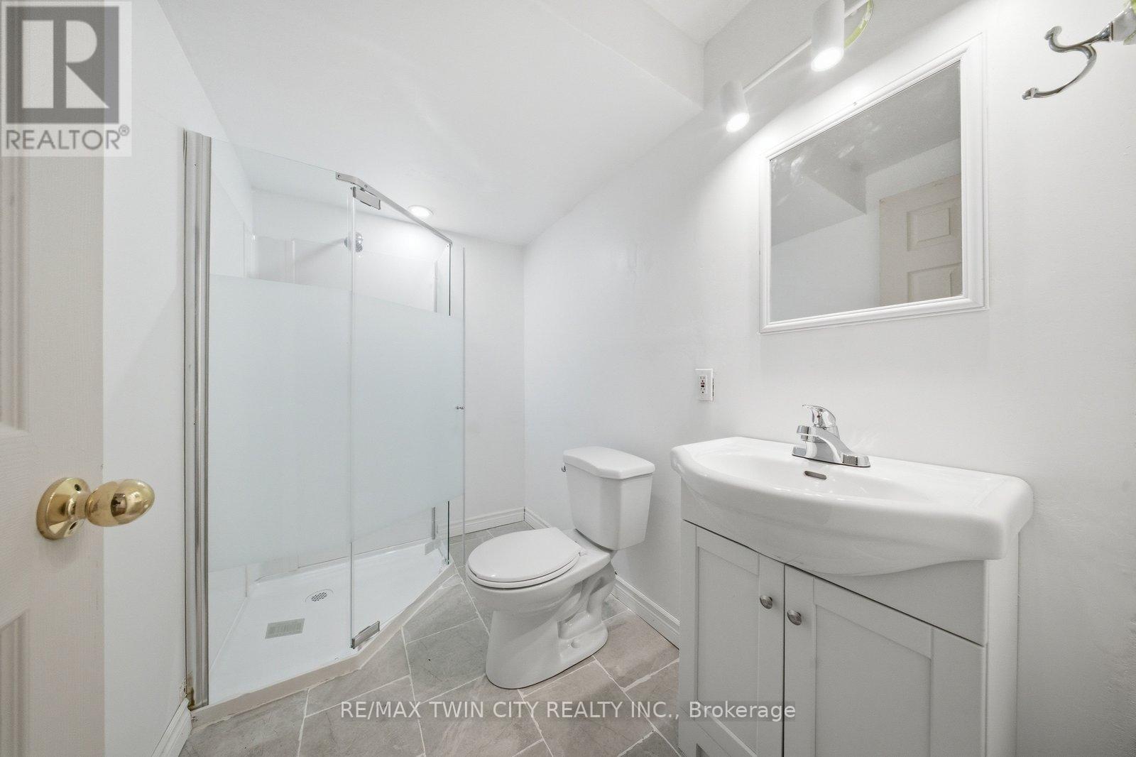 10 Clara Crescent, Brantford, Ontario  N3S 7C7 - Photo 22 - X12974470