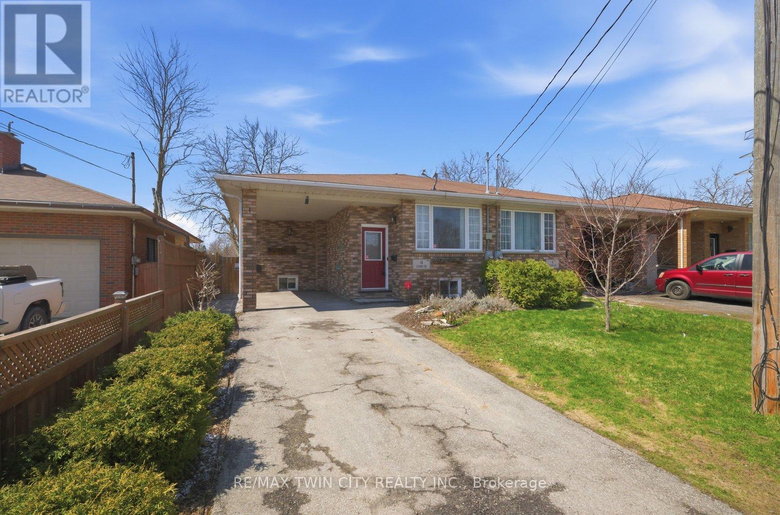 10 Clara Crescent, Brantford, Ontario  N3S 7C7 - Photo 3 - X12974470