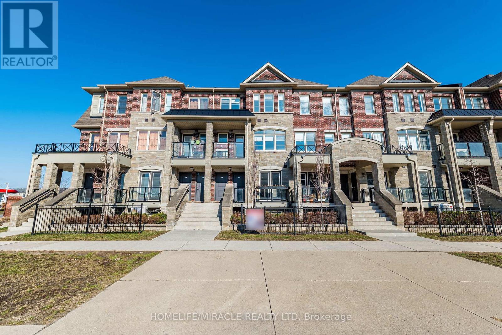 98 - 200 VETERANS DRIVE, Brampton, Ontario