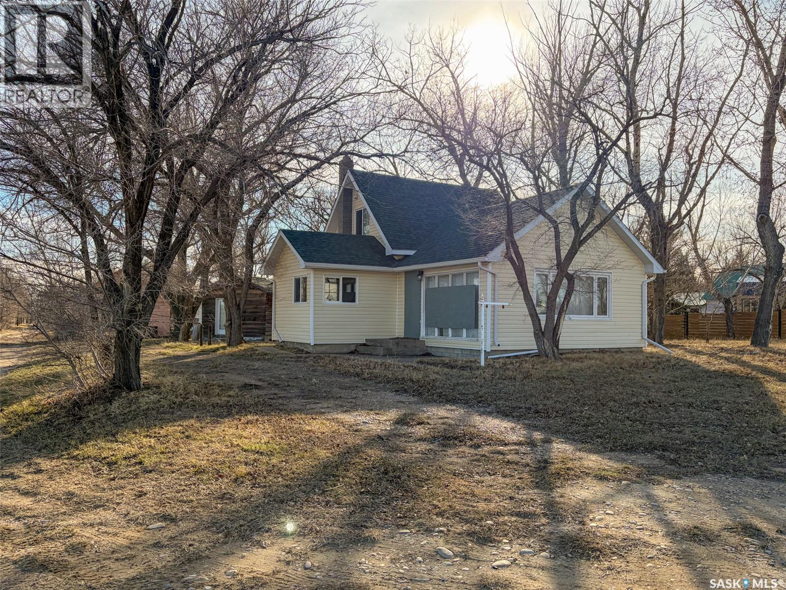 508 4th Street N, Val Marie, Saskatchewan  S0N 2T0 - Photo 3 - SK032381