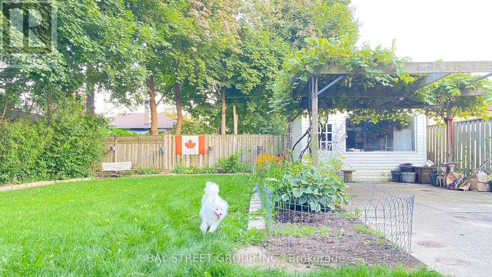 Main - 93 Cartier Crescent, Richmond Hill (Crosby), Ontario  L4C 2N3 - Photo 15 - N12745904