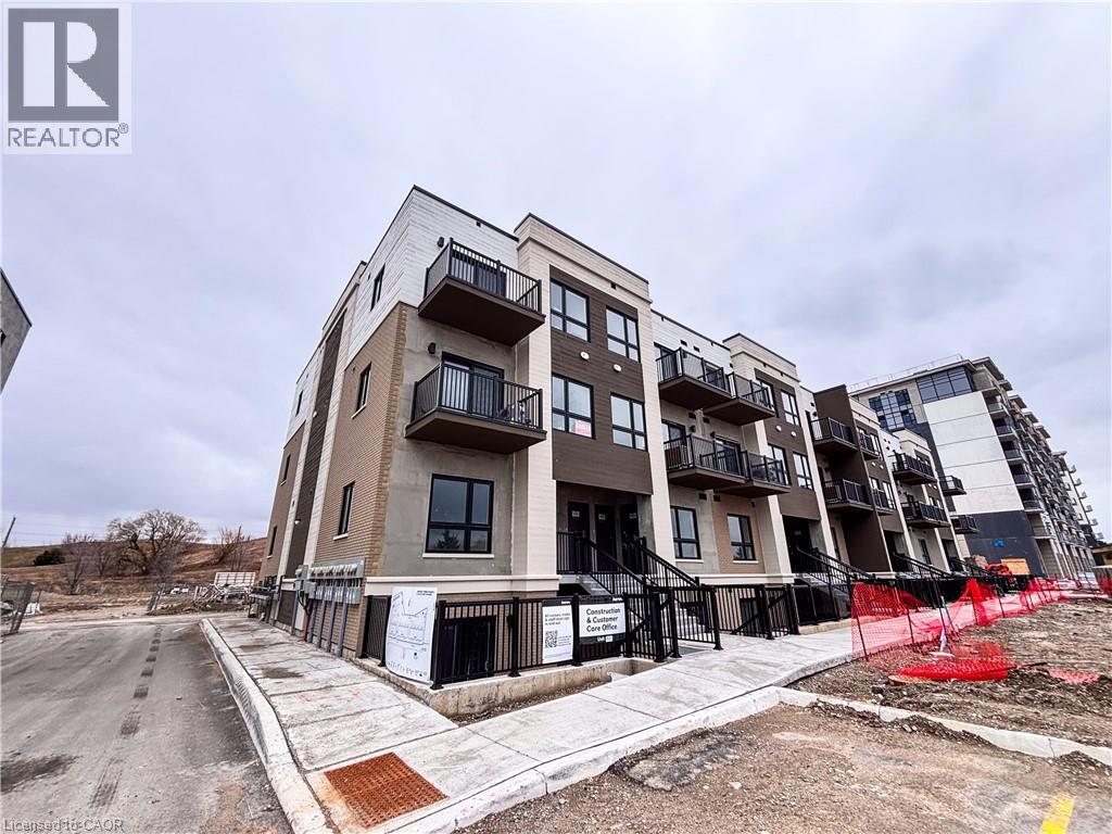 25 Palace Street Unit# R30, Kitchener, Ontario  N2E 3M6 - Photo 1 - 40818773