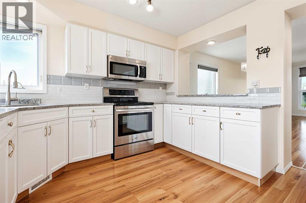 140 Lanterman Close, Red Deer, Alberta  T4R 3N8 - Photo 16 - A2299474