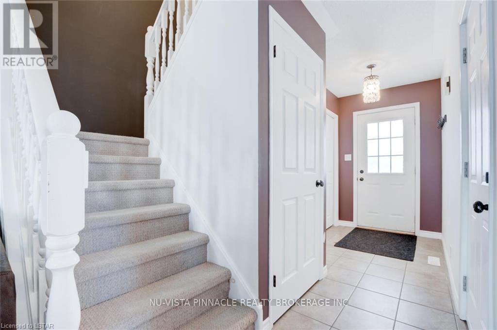 96 Reid Court, London North, Ontario  N6G 5A6 - Photo 5 - X12974498