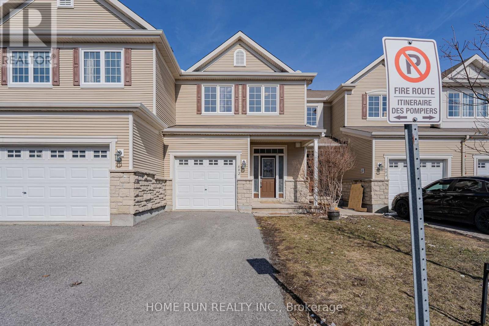 602 PAMPLONA PRIVATE, Ottawa, Ontario