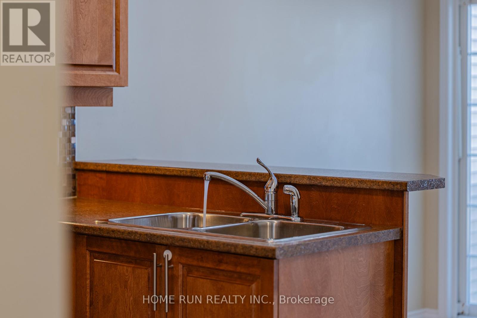 602 Pamplona Private, Ottawa, Ontario  K2J 5T3 - Photo 29 - X12974476