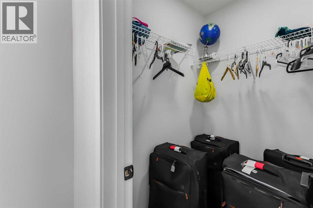 15 Edith Passage NW, Calgary, Alberta  T3R 2B6 - Photo 30 - A2272609