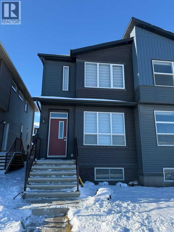 15 EDITH Passage NW, Calgary, Alberta