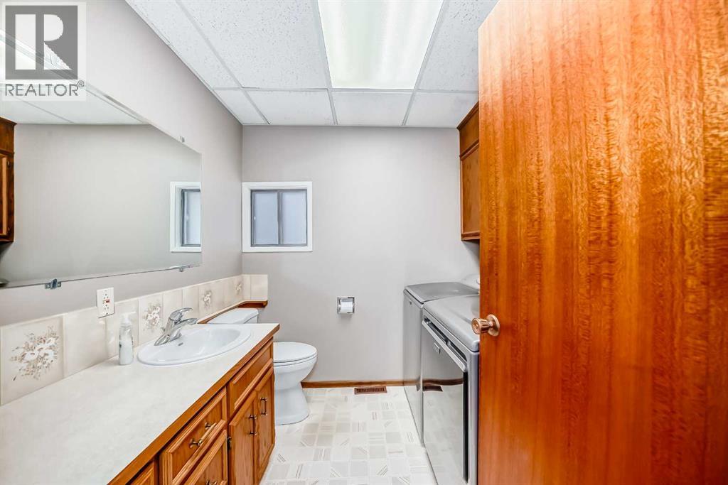 48 Parkwood Crescent, Strathmore, Alberta  T1P 1H5 - Photo 13 - A2298903