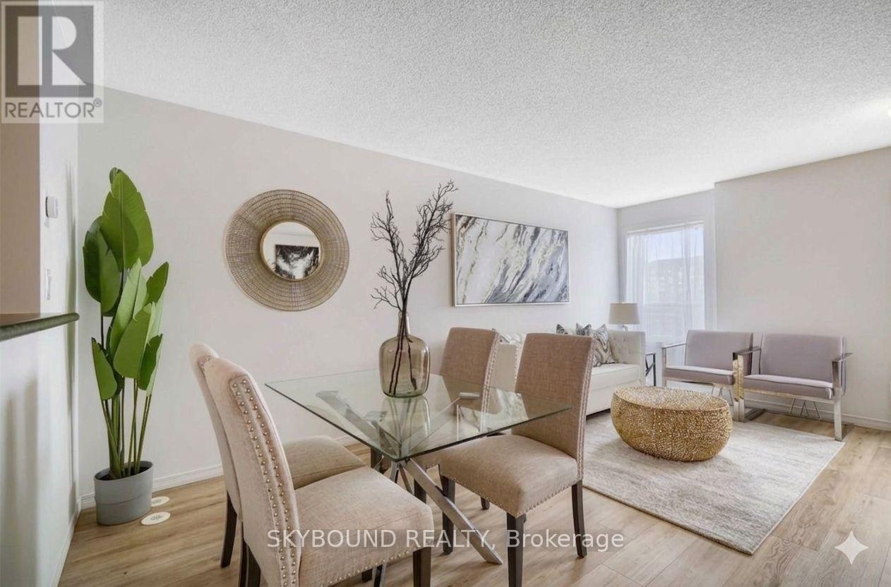 35 Sunrise Drive, Markham, Ontario  L3R 1A1 - Photo 2 - N12974474