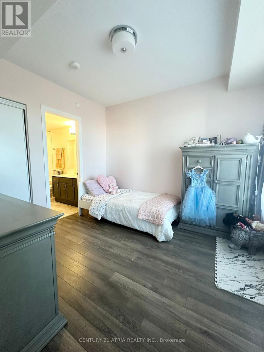 607 - 58 Adam Sellers Street, Markham, Ontario  L6B 1P5 - Photo 7 - N12974494