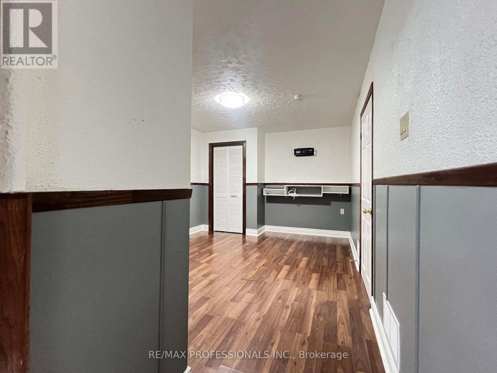 Basement - 94 Bremen Lane, Mississauga, Ontario  L5M 2N5 - Photo 23 - W12974484