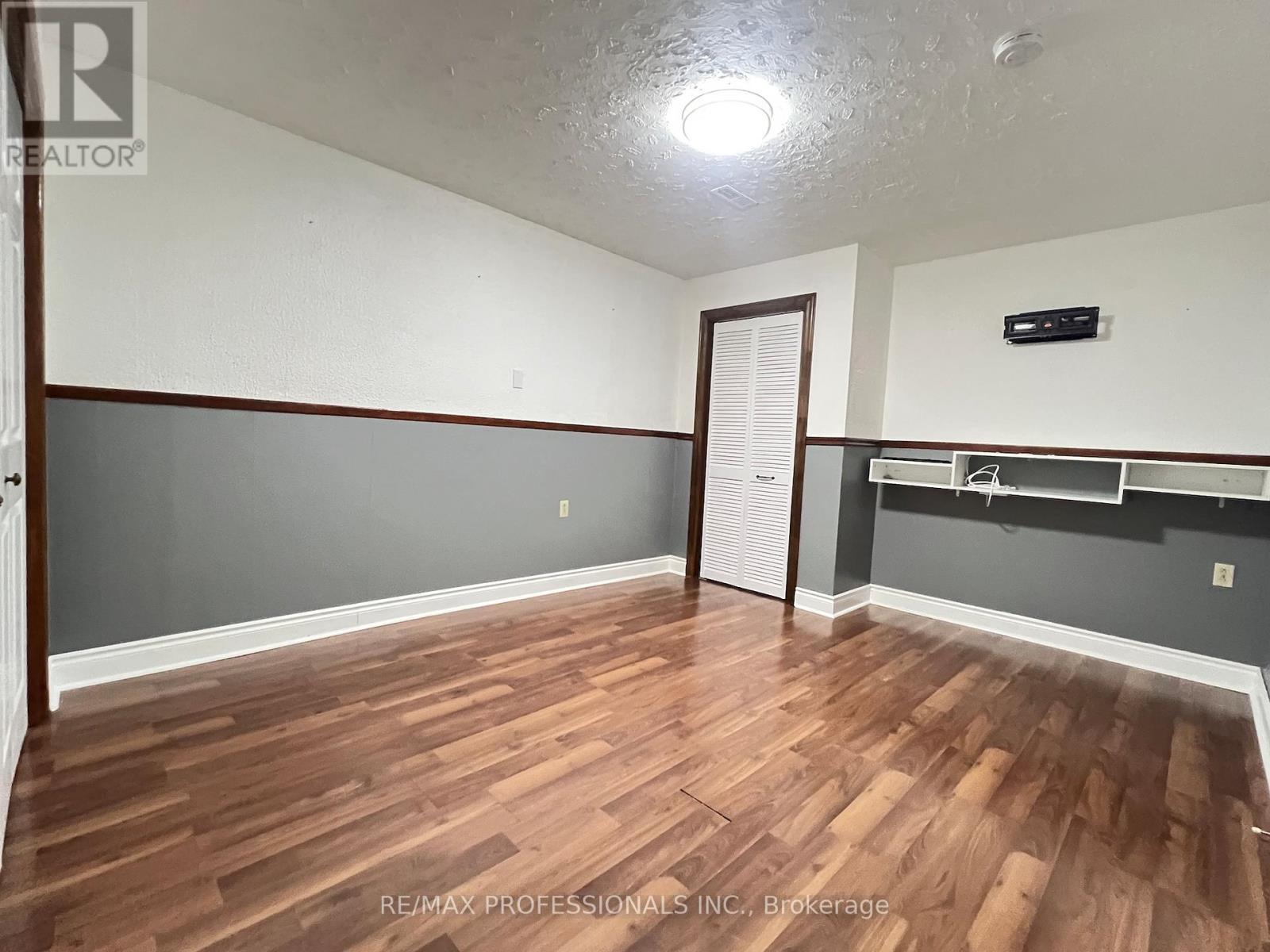 Basement - 94 Bremen Lane, Mississauga, Ontario  L5M 2N5 - Photo 24 - W12974484