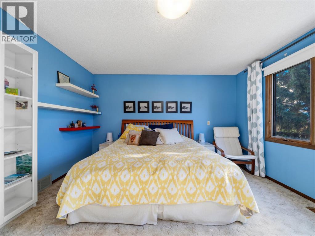 19 Scenic Green Nw, Calgary, Alberta  T3L 1A1 - Photo 23 - A2296929