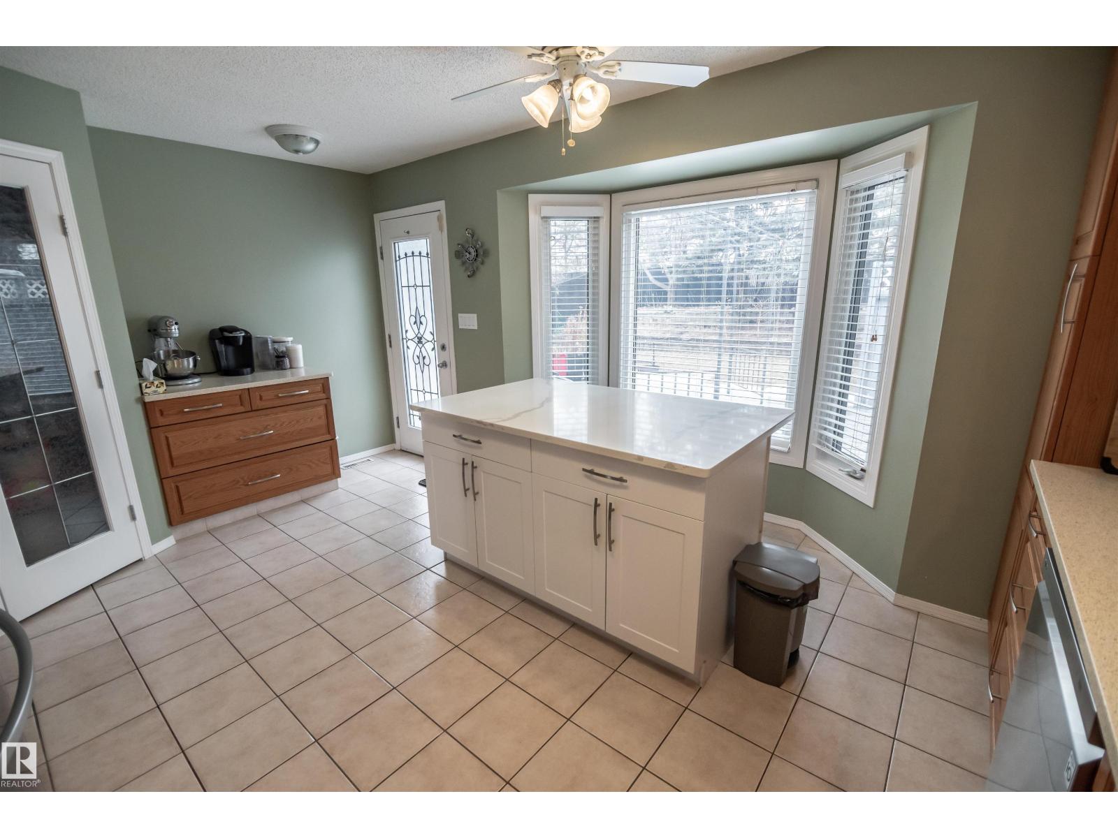 18 Mathias Av, Spruce Grove, Alberta  T7X 2S2 - Photo 17 - E4481198