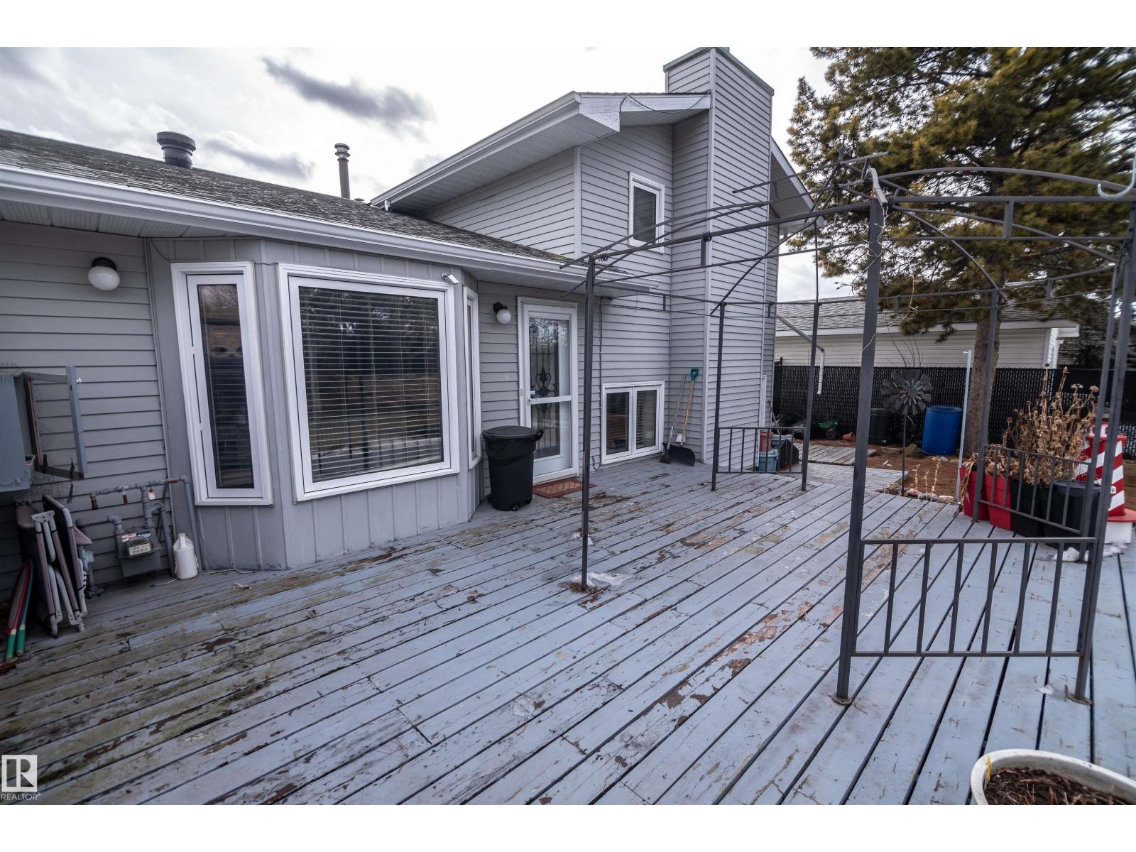 18 Mathias Av, Spruce Grove, Alberta  T7X 2S2 - Photo 46 - E4481198