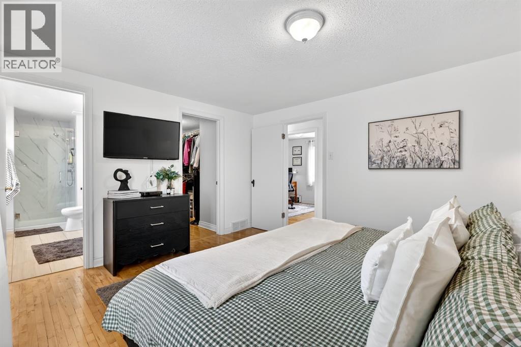 63 Amiens Crescent SW, Calgary, Alberta  T2T 6E9 - Photo 28 - A2299964