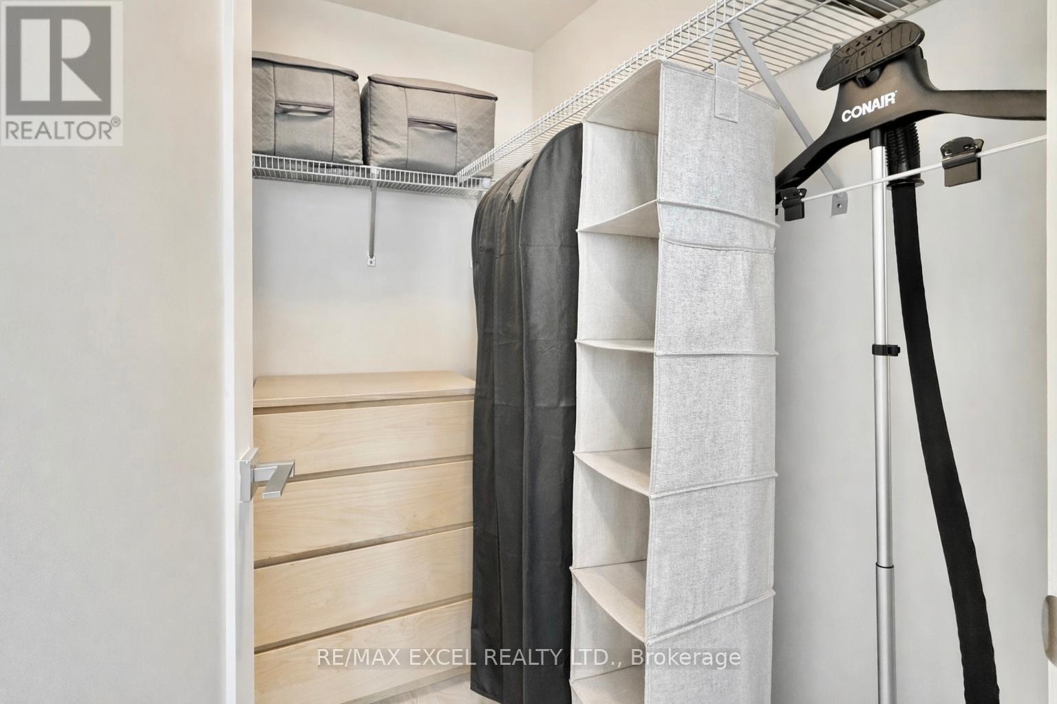 1801 - 18 Water Walk Drive, Markham, Ontario  L3R 6L5 - Photo 15 - N12973028