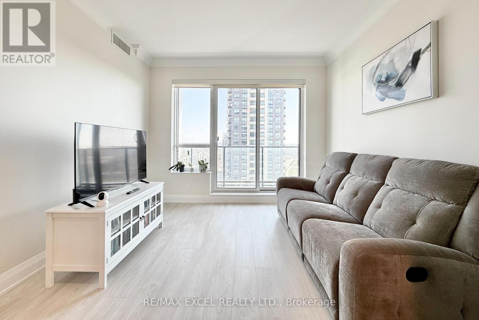 1801 - 18 Water Walk Drive, Markham, Ontario  L3R 6L5 - Photo 7 - N12973028