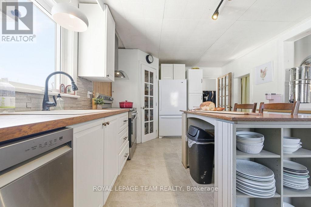 21 King Street, Killaloe, Ontario  K0J 2A0 - Photo 18 - X12796210