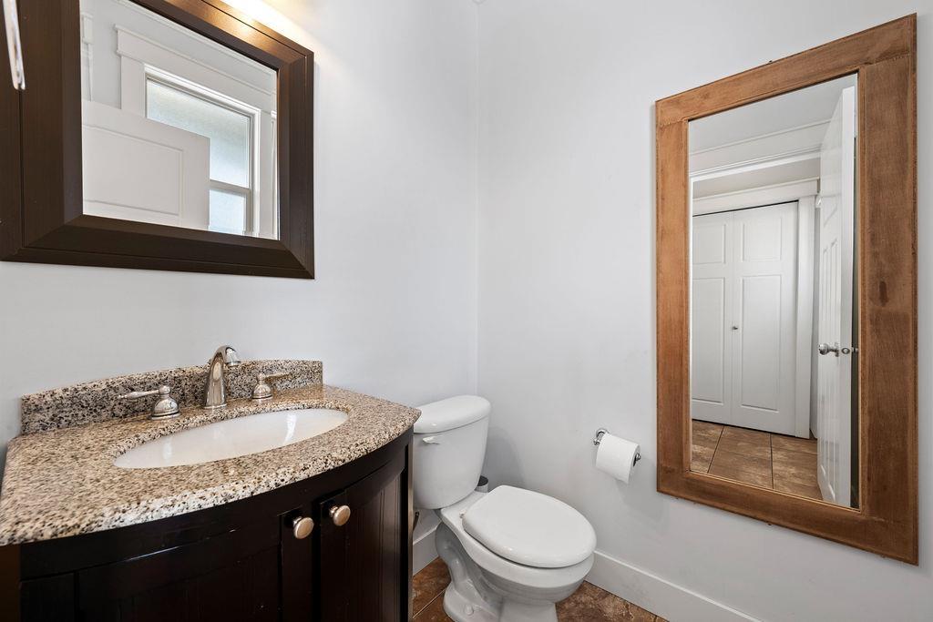 1 3008 Ash Street, Abbotsford, British Columbia  V2S 4G6 - Photo 12 - R3108054