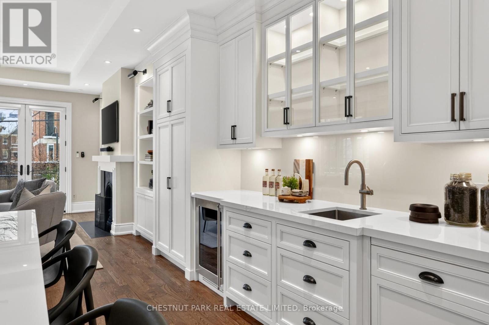 46 Admiral Road, Toronto, Ontario  M5R 2L5 - Photo 13 - C12739880