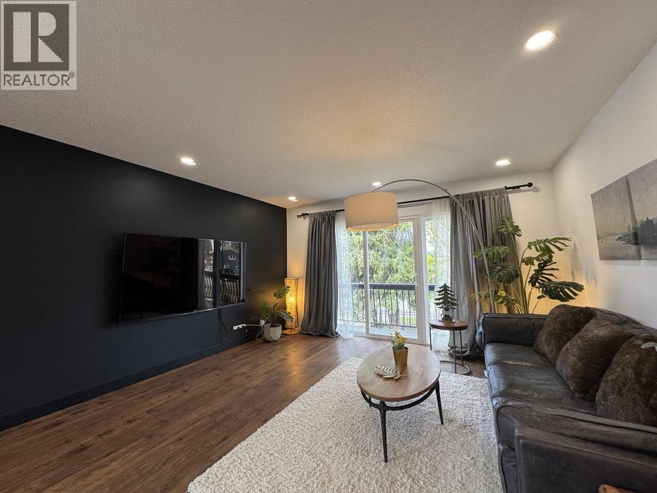 2790 W 12th Avenue, Vancouver, British Columbia  V6K 2P6 - Photo 6 - R3108728