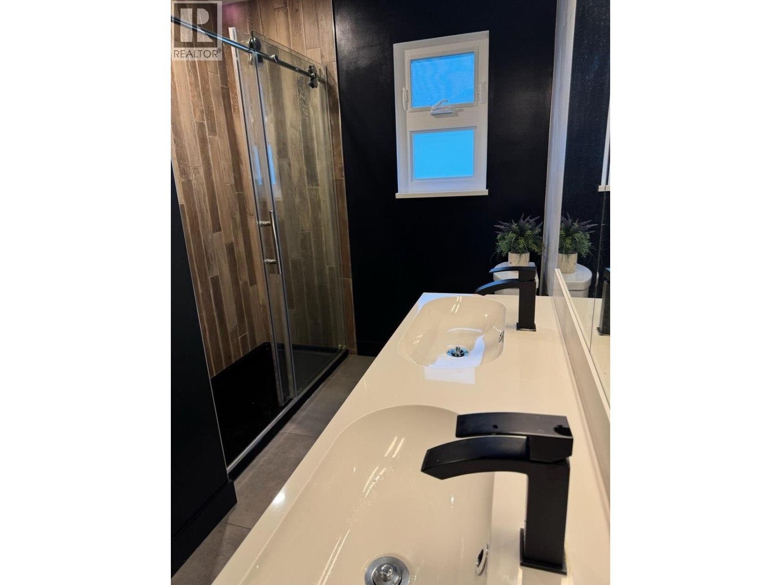 2790 W 12th Avenue, Vancouver, British Columbia  V6K 2P6 - Photo 24 - R3108728