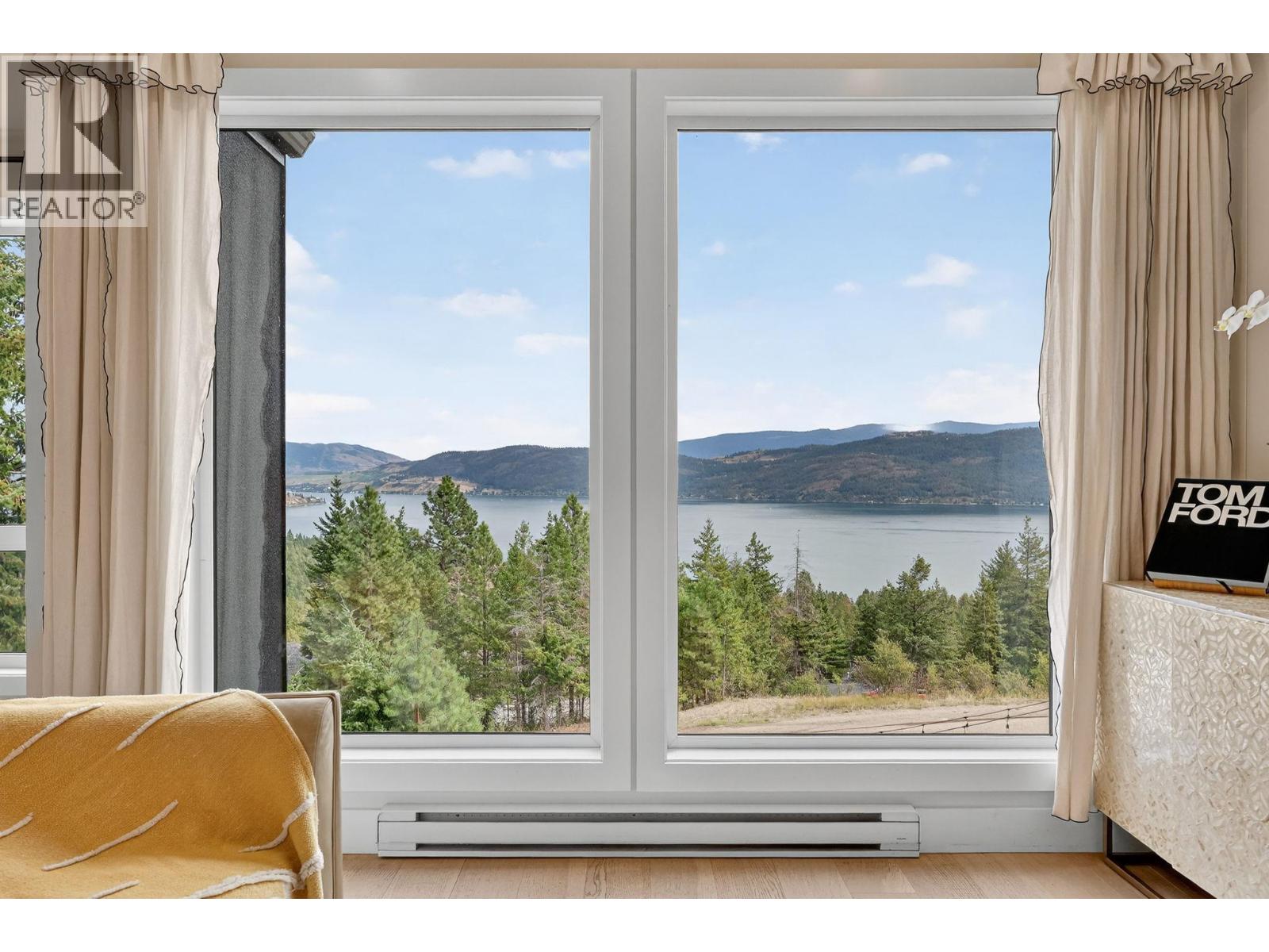 10 Valley Drive, Vernon, British Columbia  V1H 2B4 - Photo 6 - 10377414