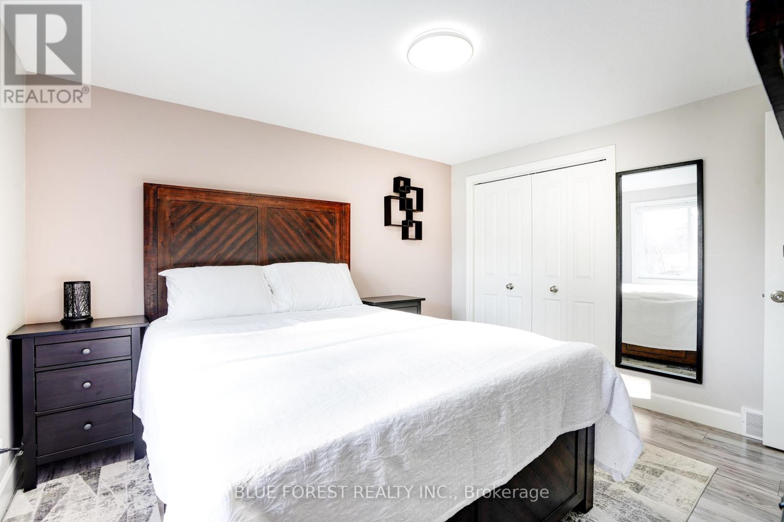 25 Holiday Avenue, London South, Ontario  N6E 1M9 - Photo 16 - X12974548